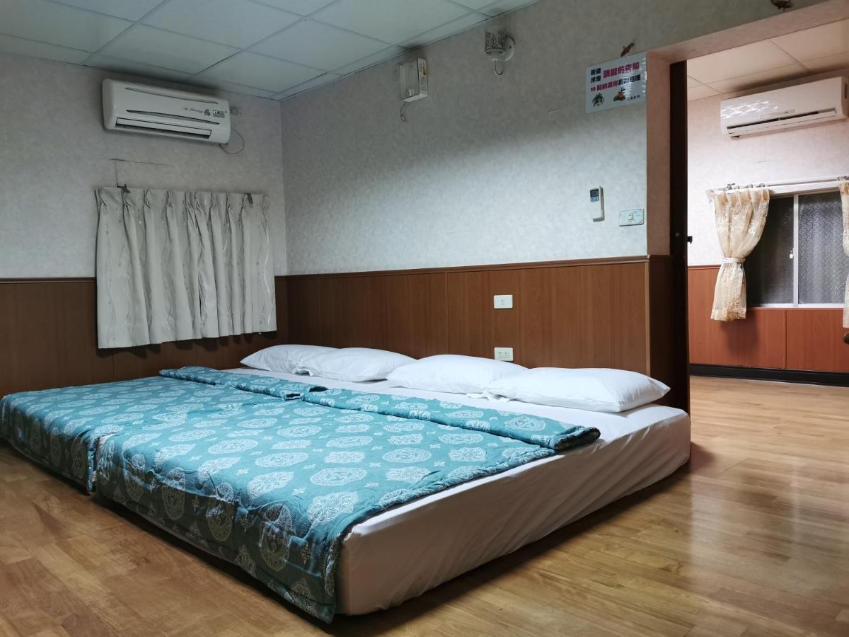 緑島郷 海人生海景民宿cest La Vie Bed & Breakfast エクステリア 写真