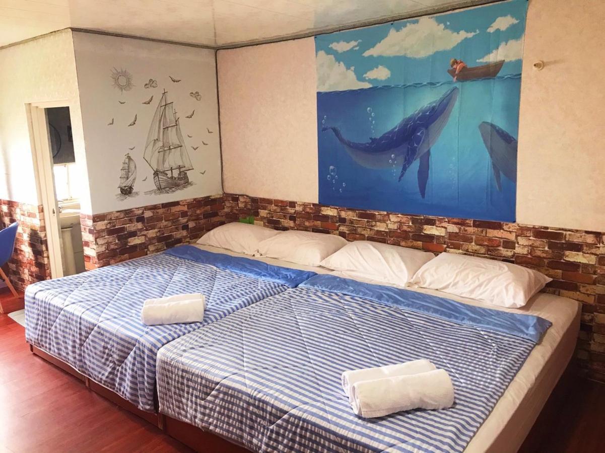 緑島郷 海人生海景民宿cest La Vie Bed & Breakfast エクステリア 写真