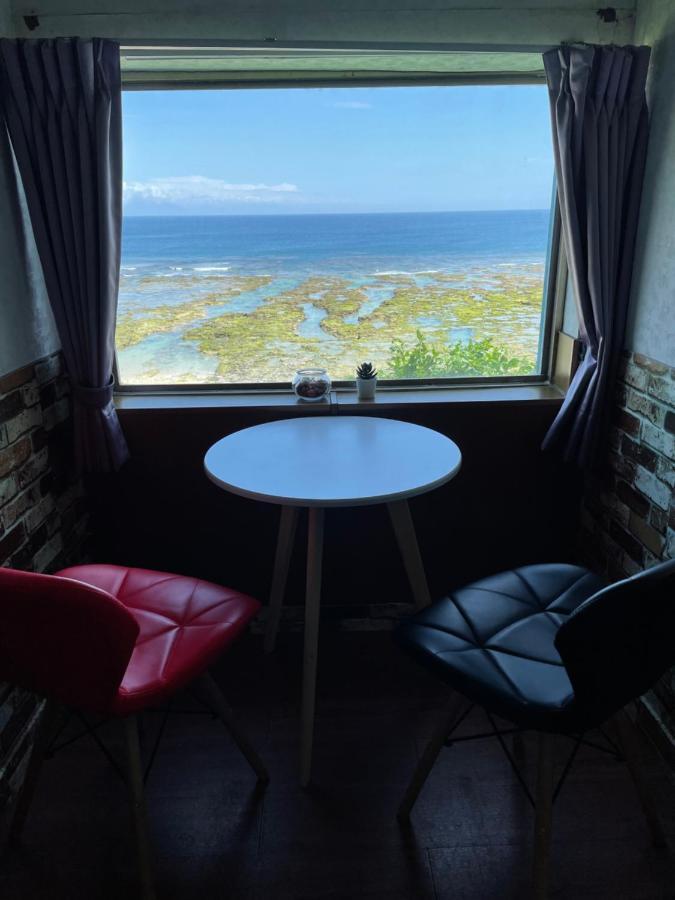 緑島郷 海人生海景民宿cest La Vie Bed & Breakfast エクステリア 写真
